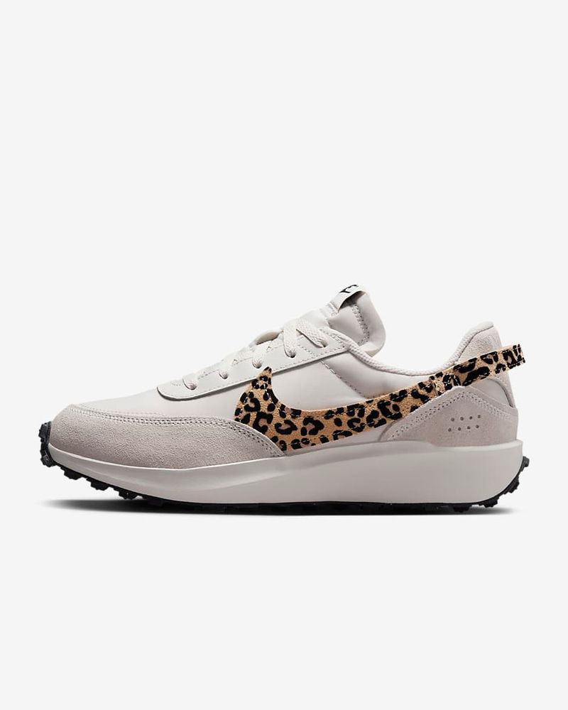 Nike Waffle Debut