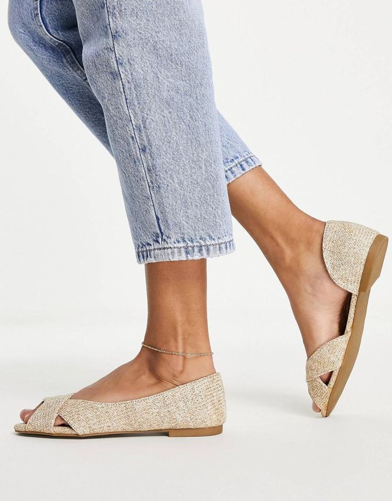 Peep-Toe Flats