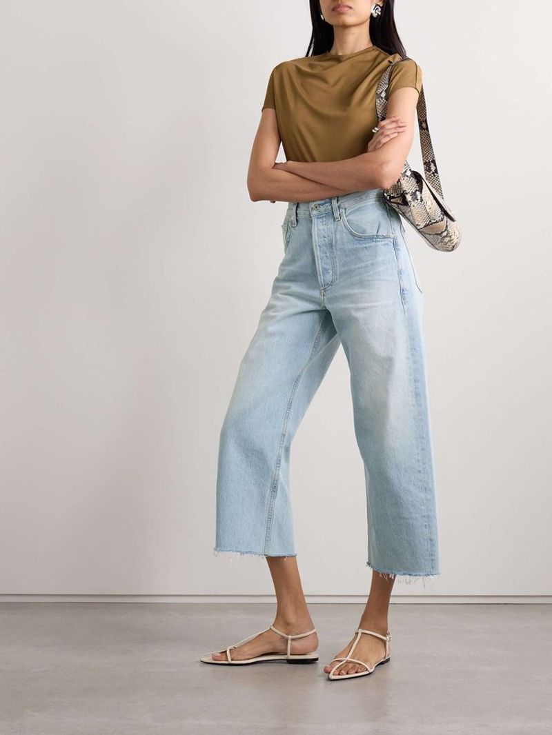 Refined Flat Sandals with Thin Straps