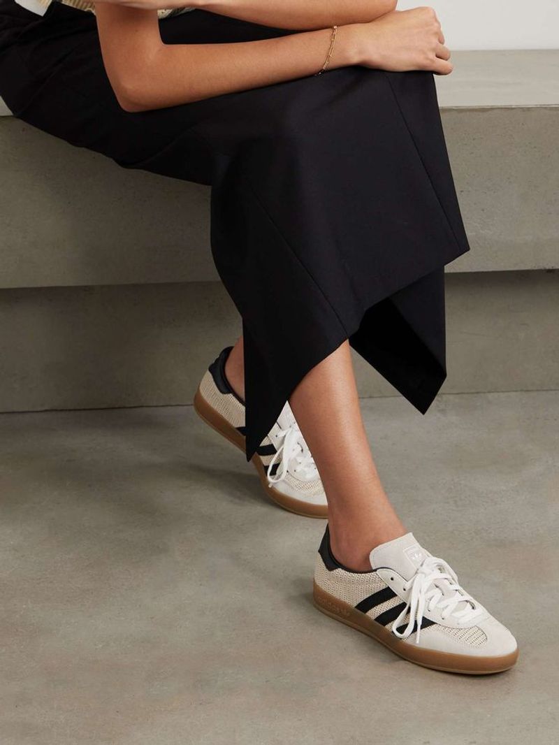 Sporty Sneakers (Retro Runners & Sleek Silhouettes)