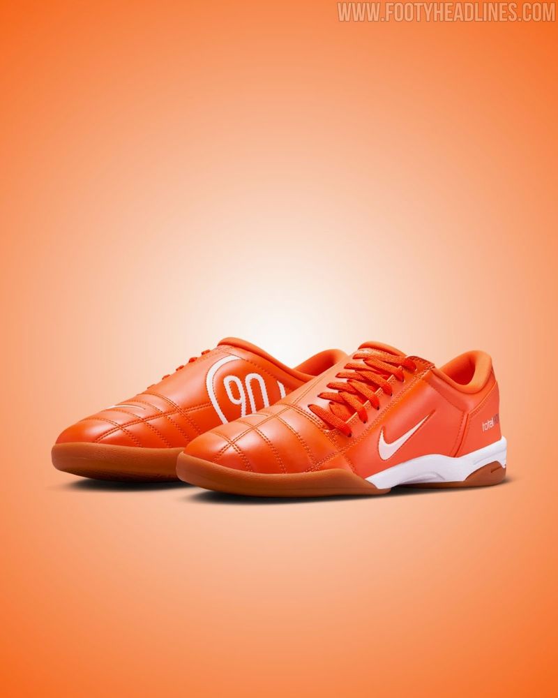 Nike Total 90 Revival