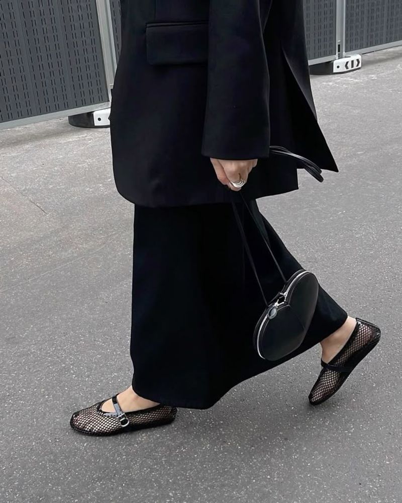 Low-Cut Vamp Flats