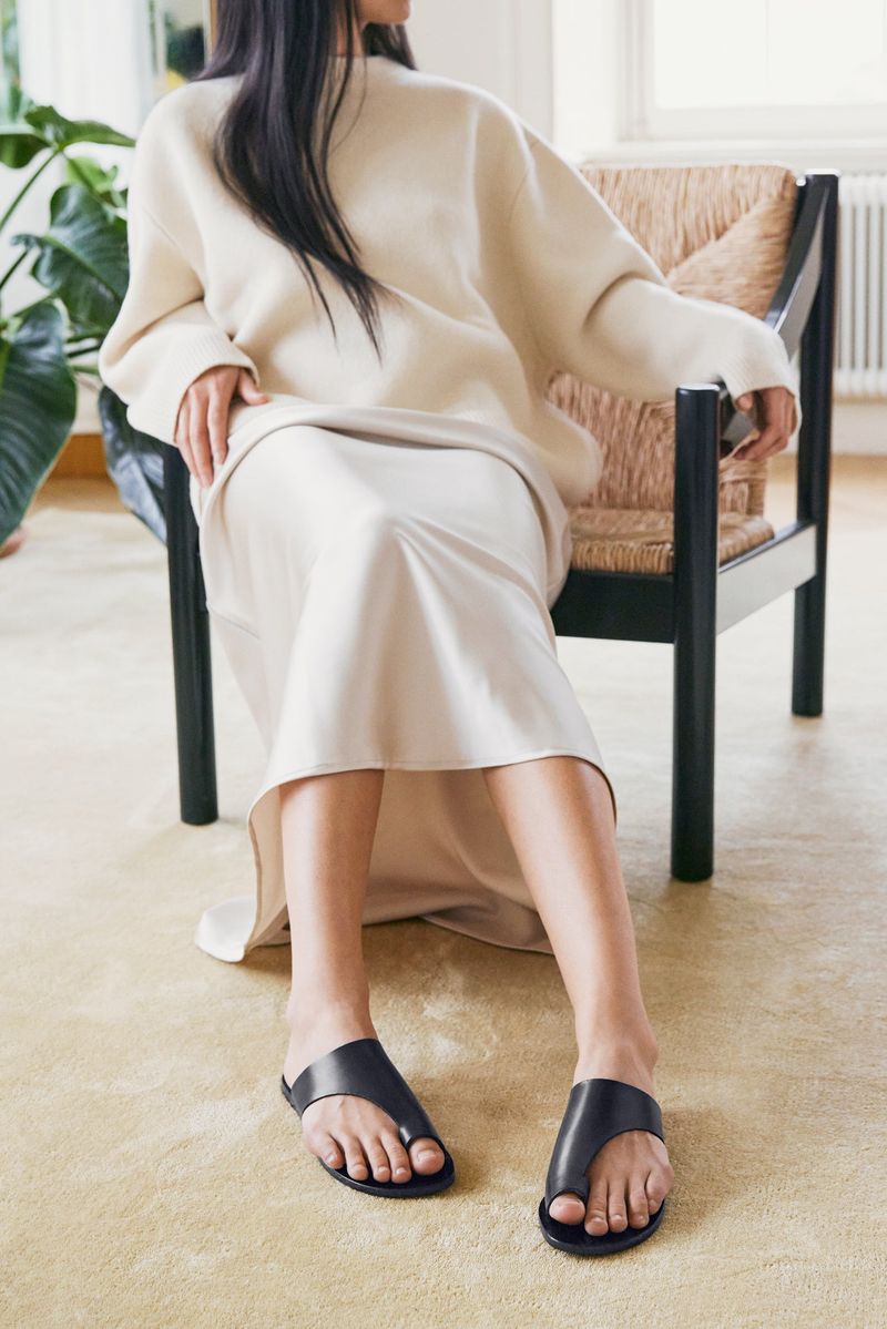 ATP Atelier Toe-Ring Sandals