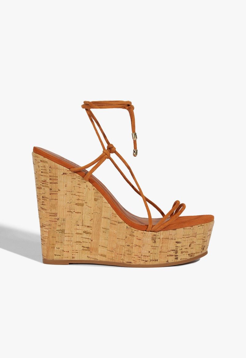 Schutz Calabria Wedge: Brazilian-Inspired Beach Glamour