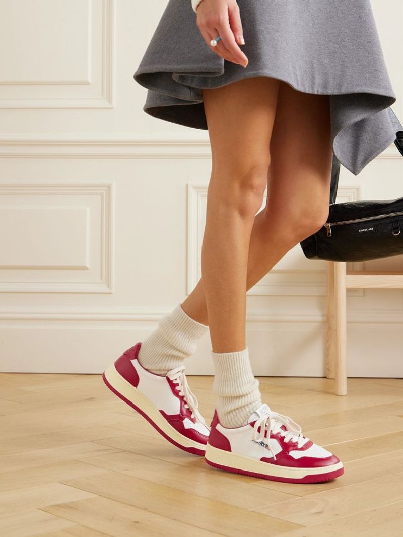 Contrasting-Colored Shoes