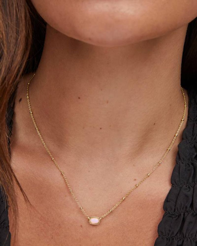 Opt for Daintier Jewelry