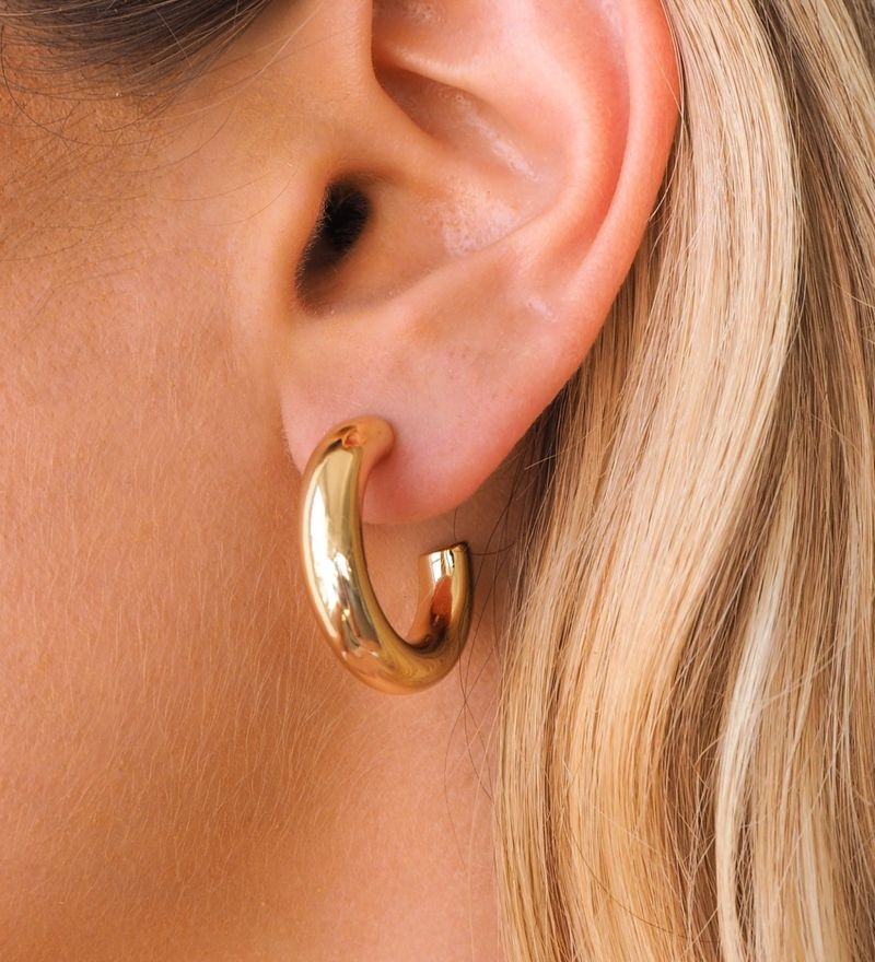 Simple Gold Hoop Earrings
