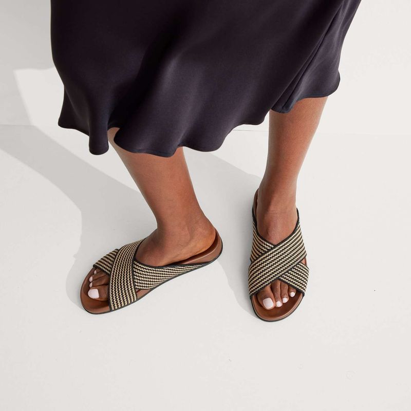 Rothy's The Weekend Slide