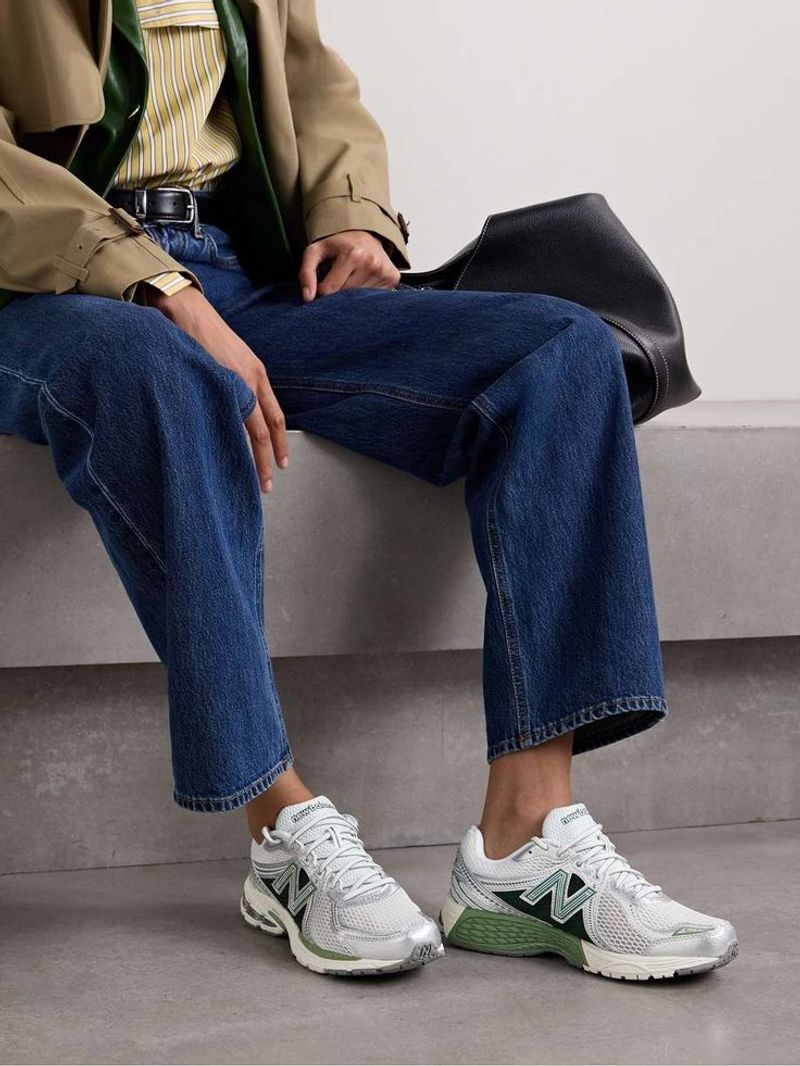 Cushioned Sneakers with Arch Support