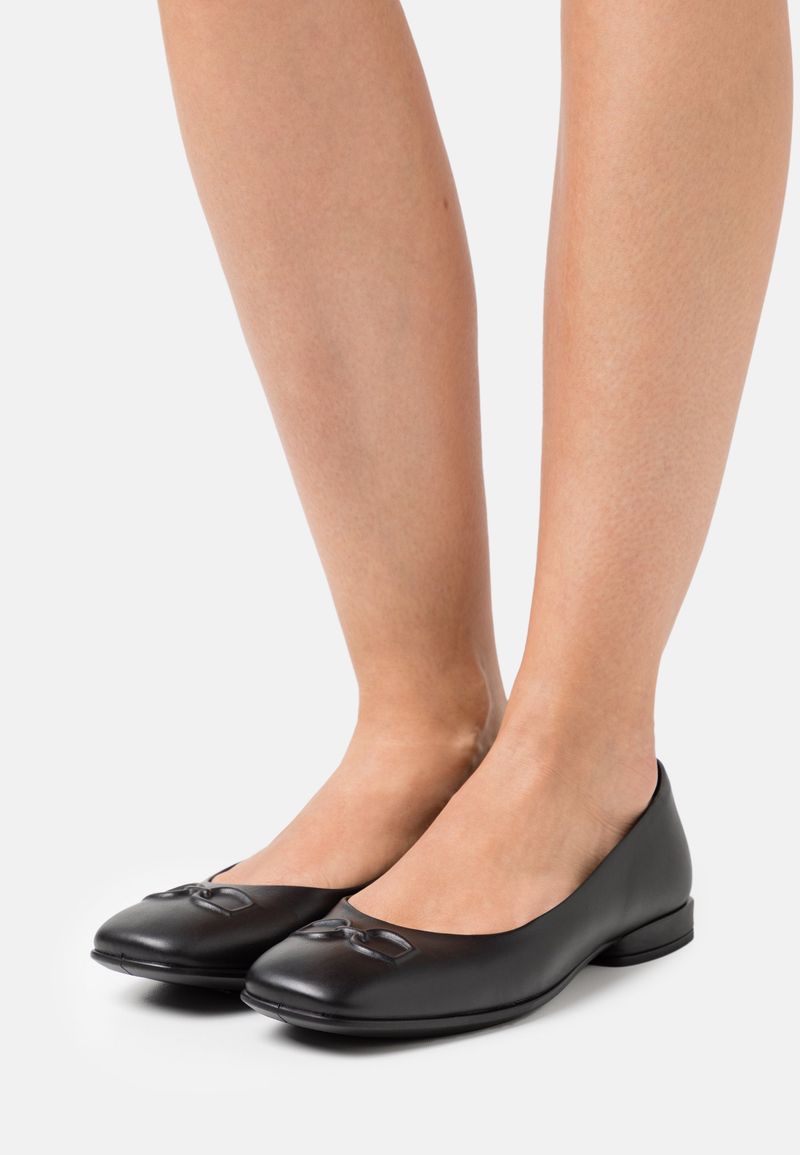 ECCO Anine Ballerina Flats