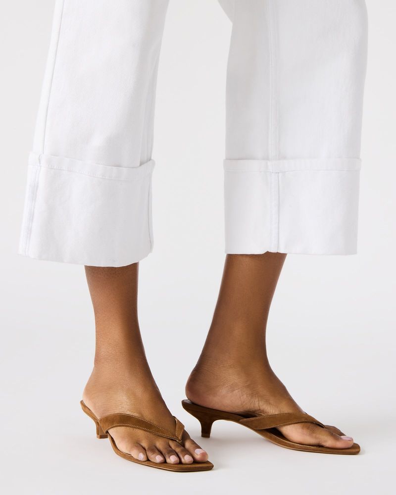 STEVE MADDEN Tracie Chestnut Suede