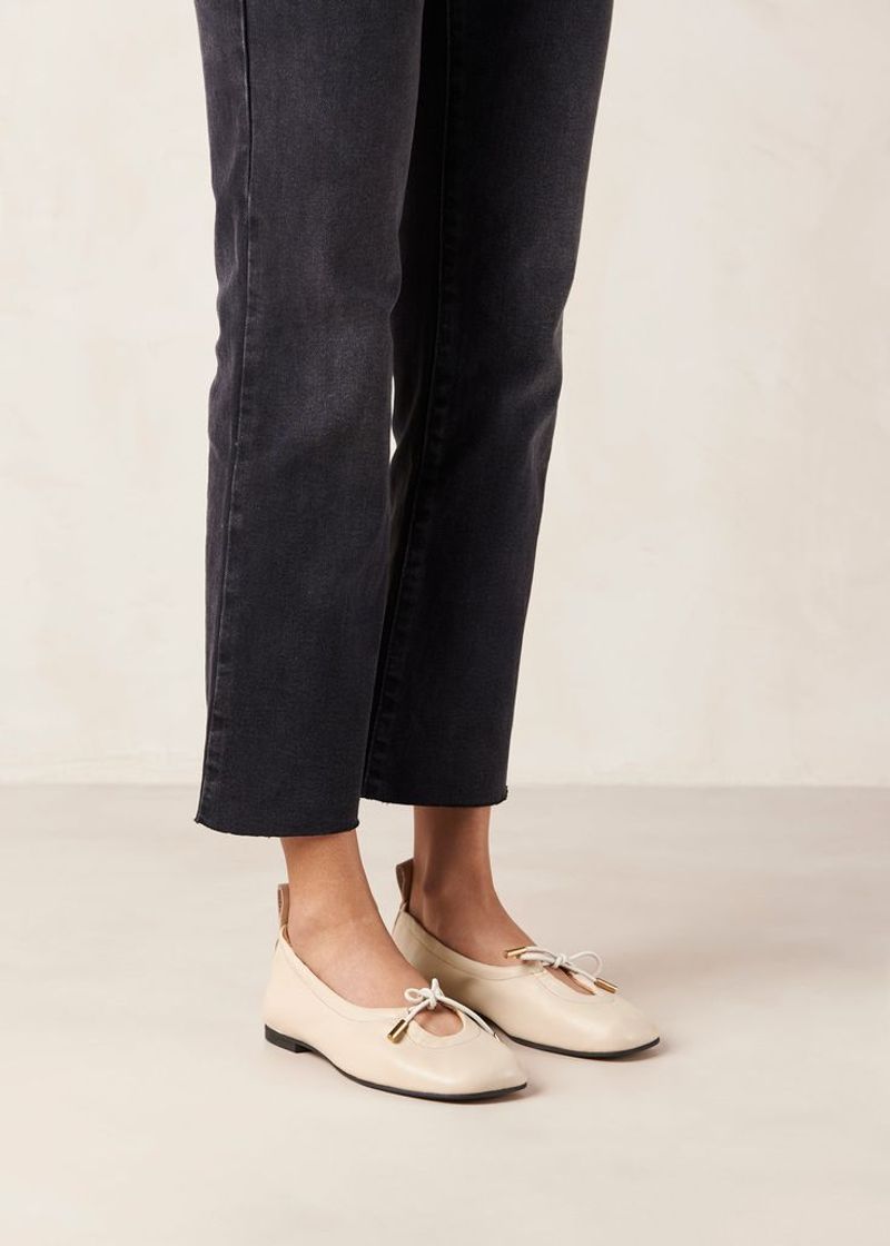 Stretchy Ballet Flats