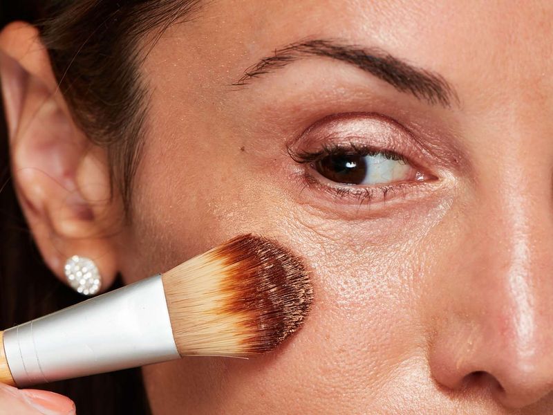 Lightweight Formulas Before Makeup