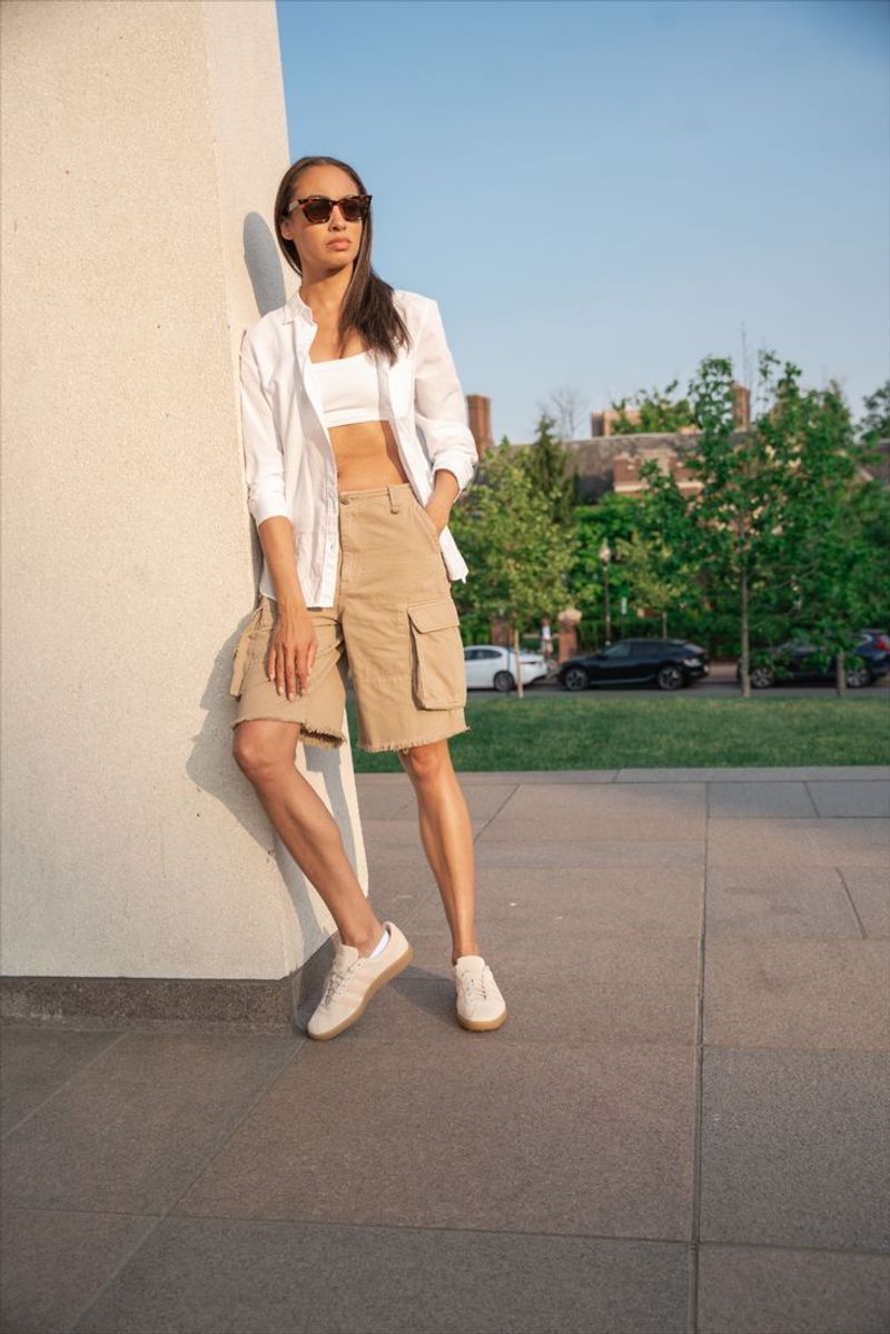 Bermuda Shorts + Crop Top + Retro Sneakers