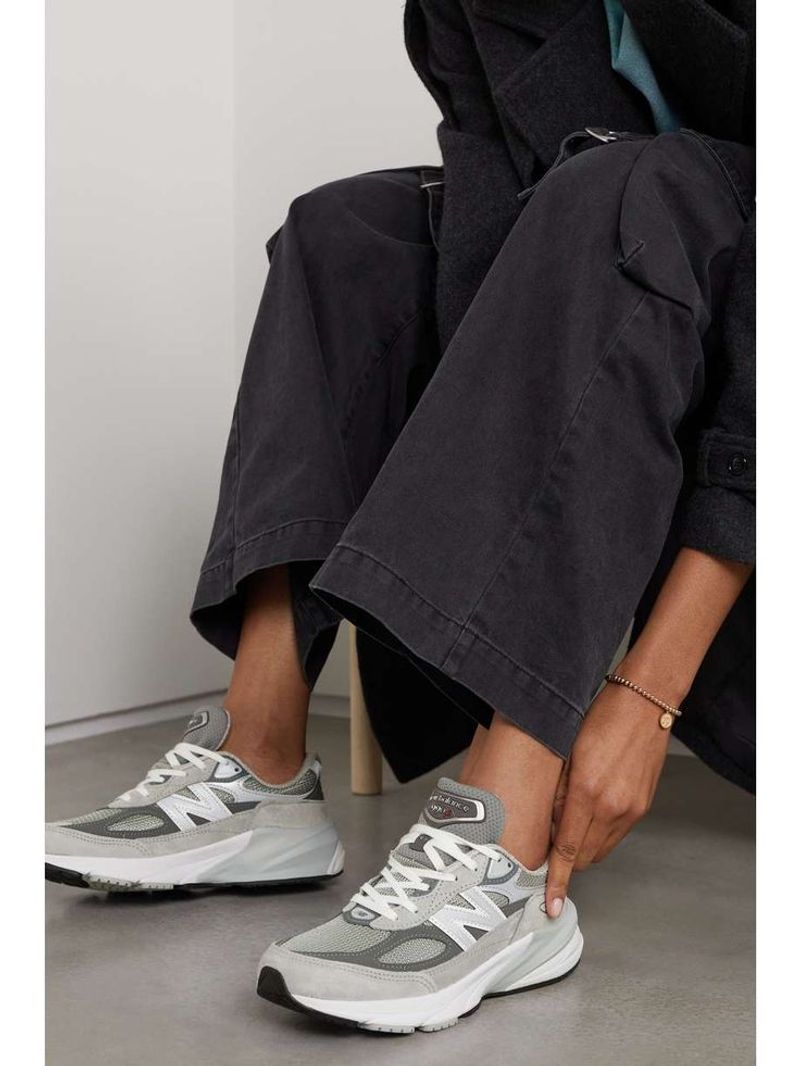 New Balance 990 Series