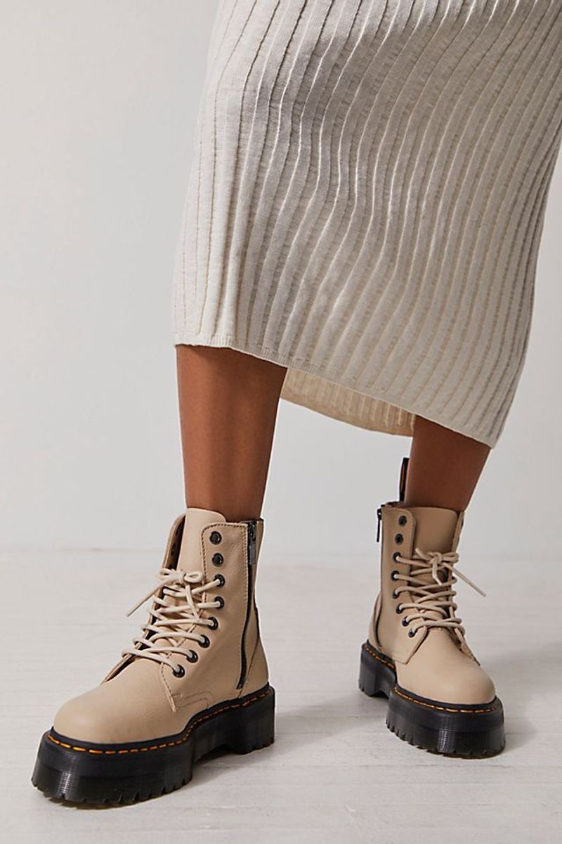 Dr. Martens Jadon III Boot Pisa Leather Platforms