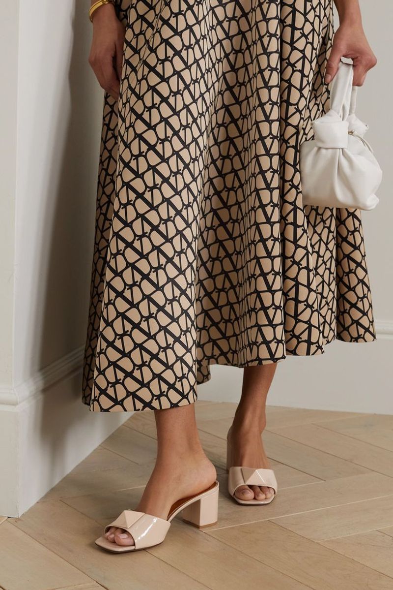 Neutral Mules