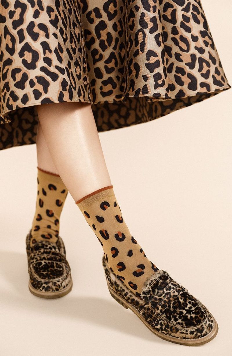 Patterned Socks + Patterned Shoes (Without Coordination)