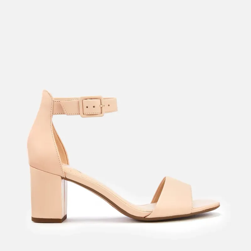 Clarks Deva Mae Strappy Sandals