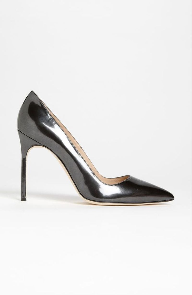 Manolo Blahnik BB Pointed Toe Pump