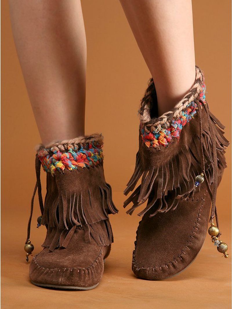 Beaded or Feathered Moccasins